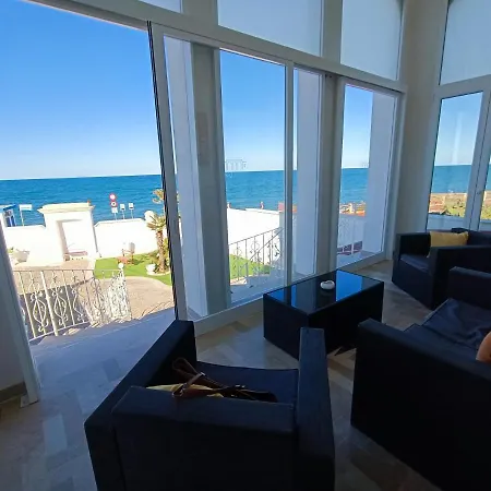 Ventidue Venti بيت ضيافة 4*