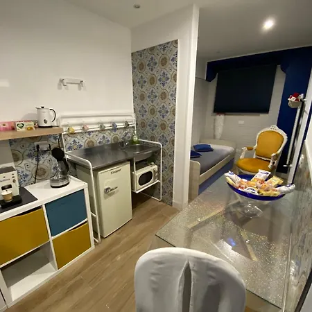 Ventidue Venti بيت ضيافة